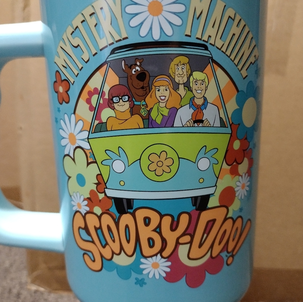 Scooby-Doo & The Gang Mystery Machine Stainless Steel Tumbler With Handle 40 FL - Picture 4 of 4